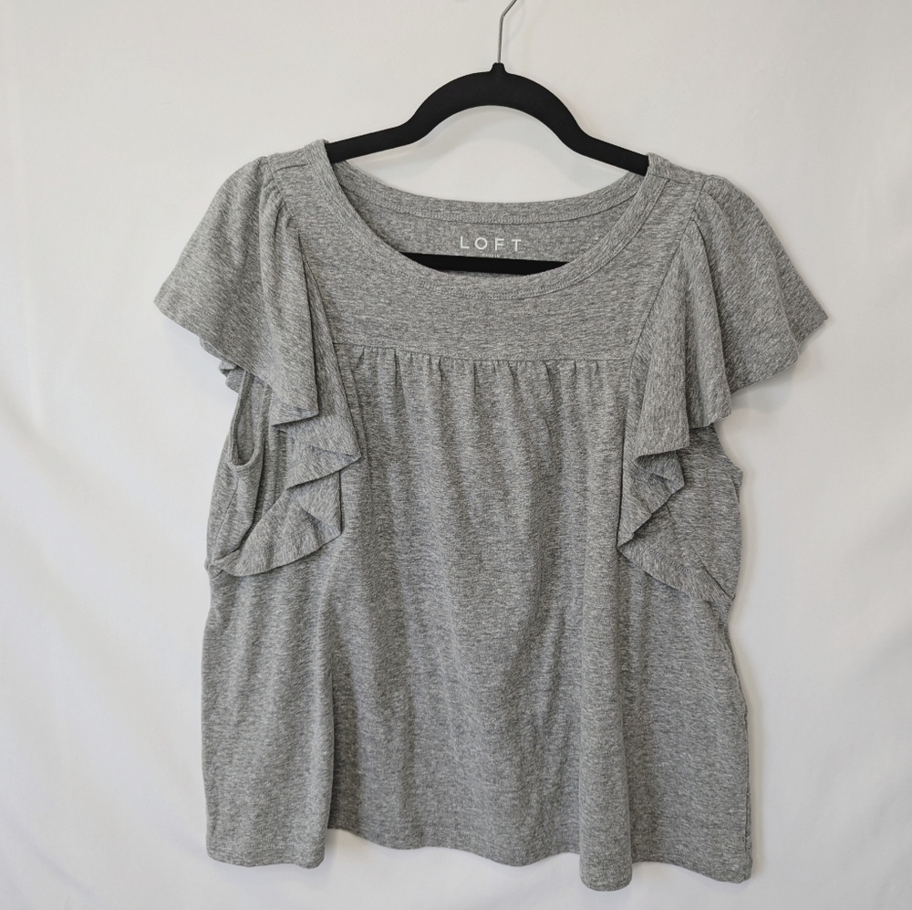 LOFT Gray Ruffle Sleeve Top